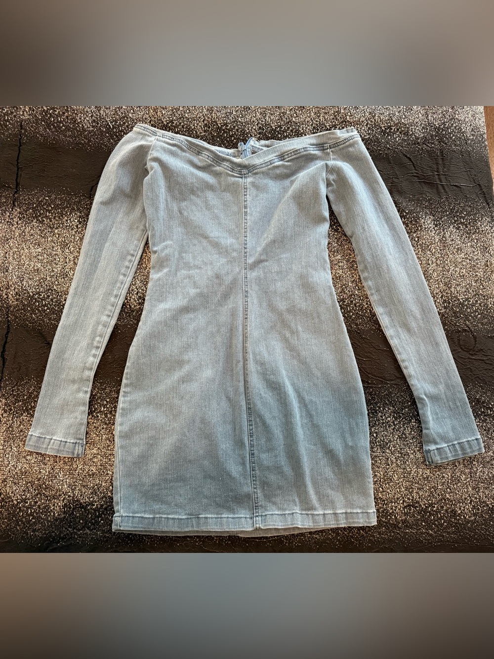 Off the shoulders Jean dress